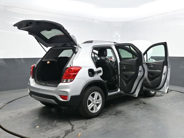 Used 2019 Chevrolet Trax LT w/ LT Convenience Package image 39