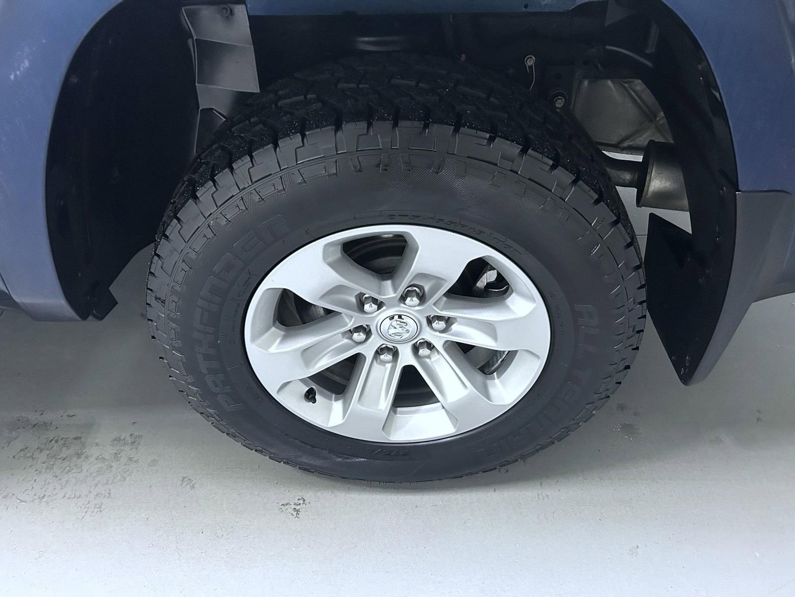 Used 2020 RAM 1500 Laramie image 22