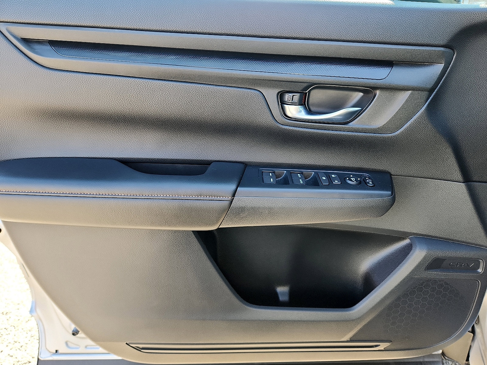 Certified 2025 Honda CR-V Sport image 13