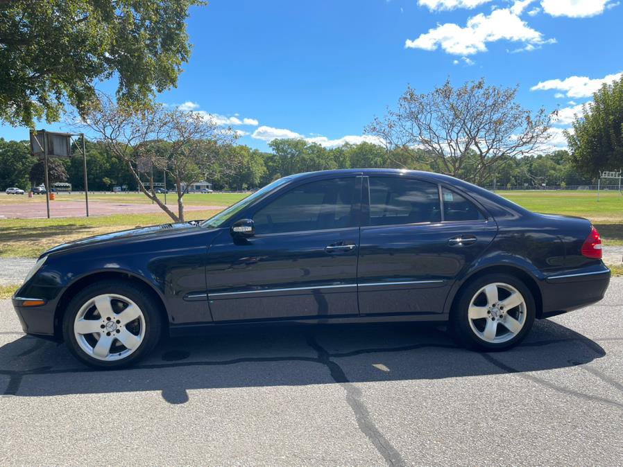 Used 2006 Mercedes-Benz E 500 4MATIC Sedan image 26