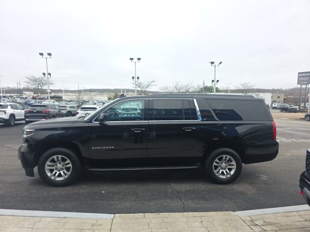 Used 2019 Chevrolet Suburban LT image 5