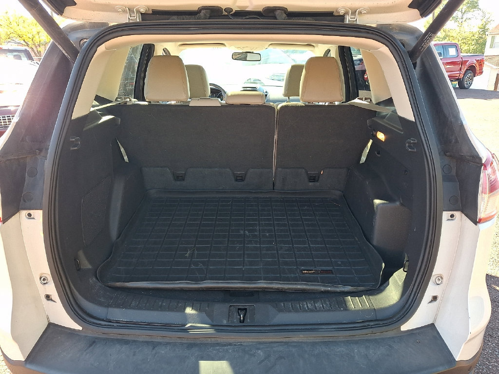 Used 2016 Ford Escape Titanium w/ Equipment Group 301A AWD/4WD image 31