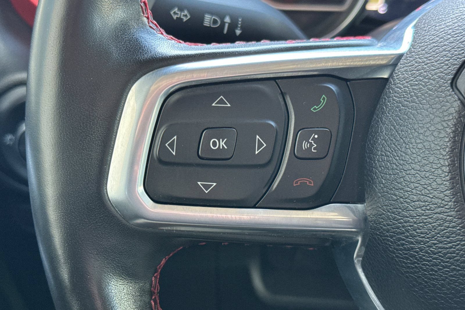 Used 2022 Jeep Gladiator Rubicon w/ LED Lighting Group AWD/4WD image 27