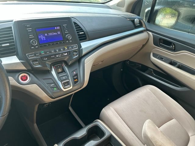 Used 2018 Honda Odyssey LX image 12