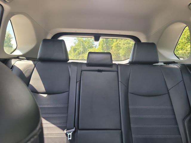 Used 2019 Toyota RAV4 Limited w/ Cold Weather Package AWD/4WD image 25