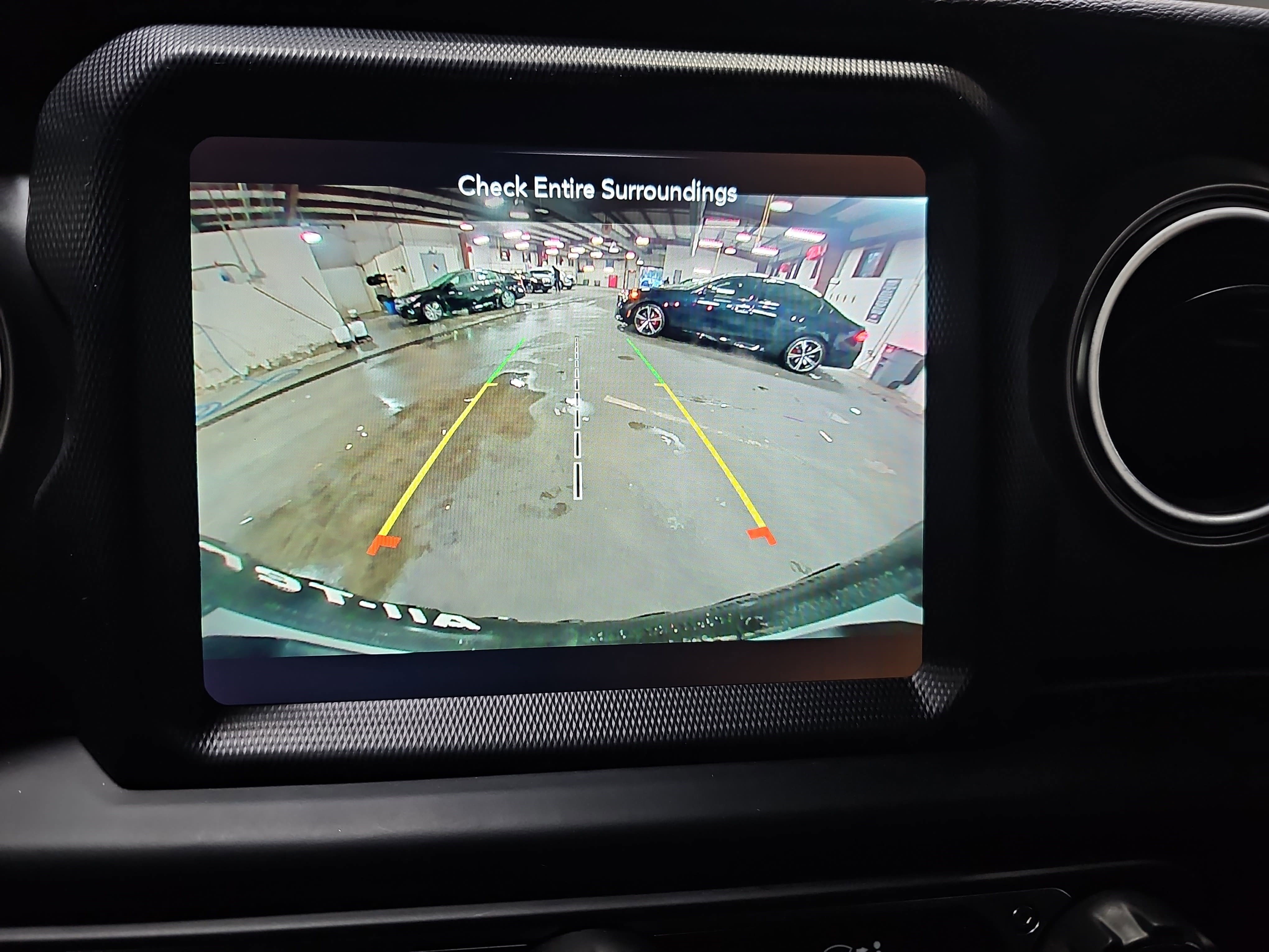 Used 2023 Jeep Wrangler Unlimited Rubicon 4xe w/ Safety Group image 24