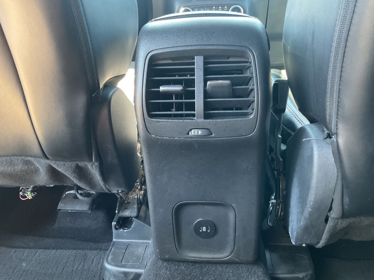 Used 2024 Ford Escape ST-Line FWD image 13