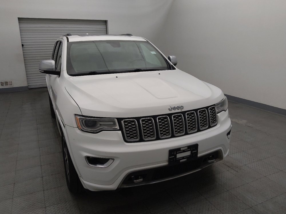 Used 2019 Jeep Grand Cherokee Overland RWD image 14