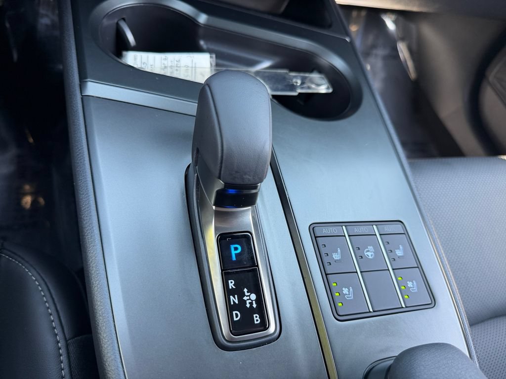 New 2025 Lexus UX 300h AWD w/ Accessory Package (Z1) image 24