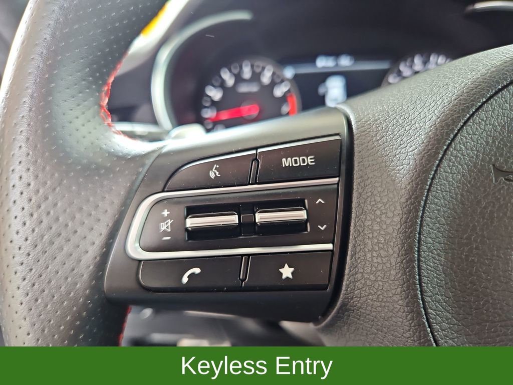 Used 2022 Kia Stinger GT2 image 11