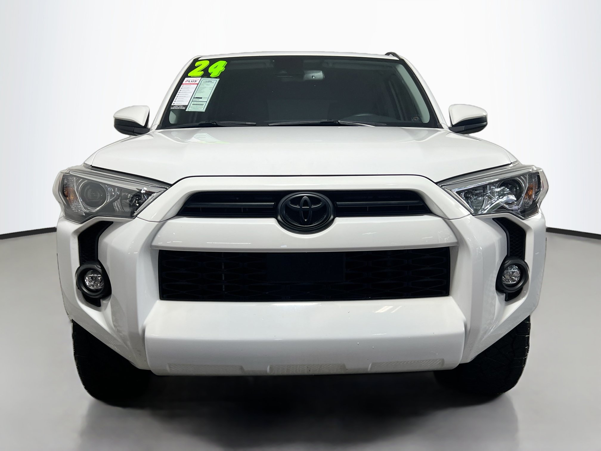 Used 2024 Toyota 4Runner SR5 RWD image 11
