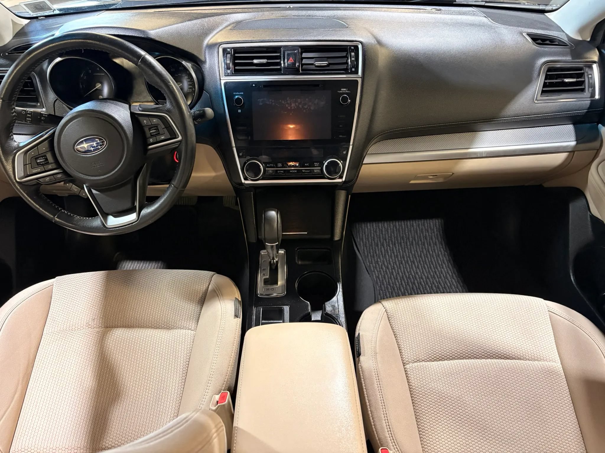 Used 2019 Subaru Outback 2.5i Premium AWD/4WD image 14