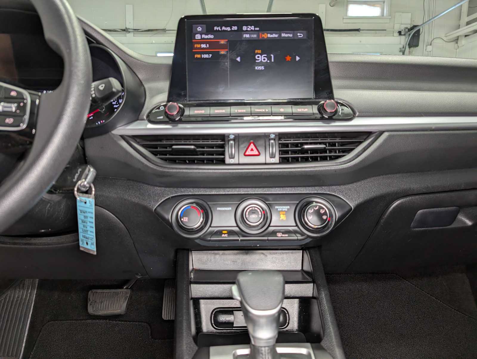 Used 2024 Kia Forte LXS w/ LXS Technology Package FWD image 29