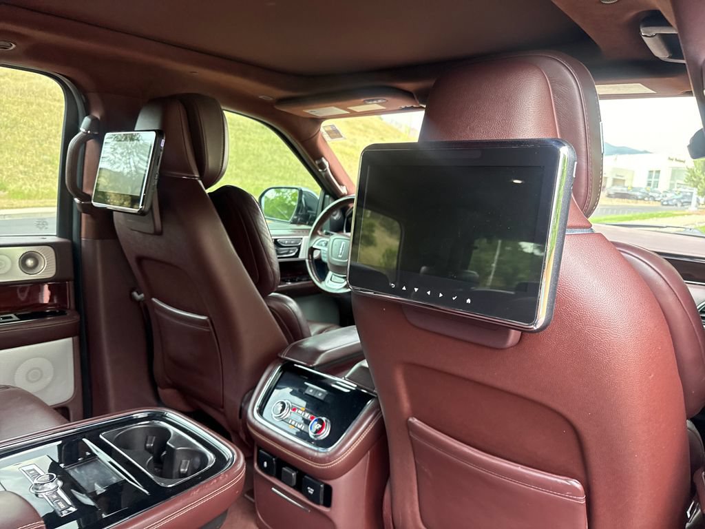 Used 2018 Lincoln Navigator Black Label AWD/4WD image 29