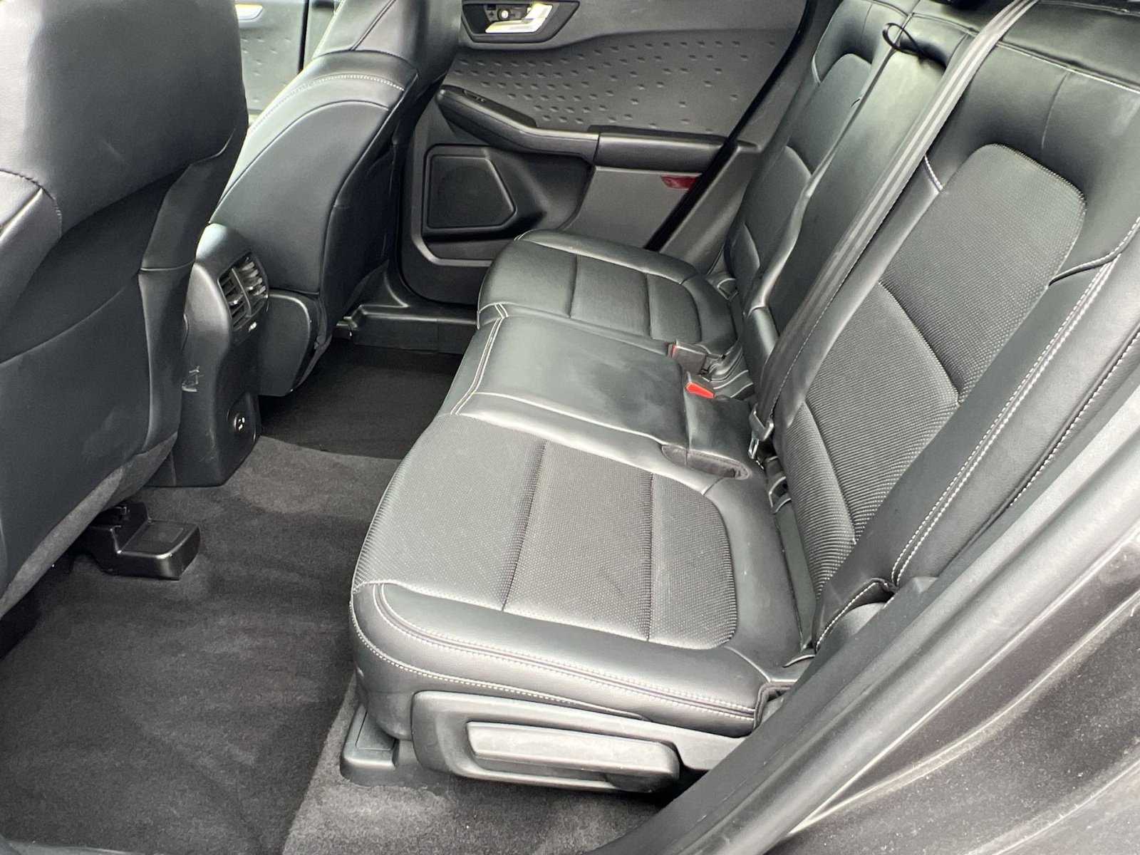 Used 2020 Ford Escape SEL AWD/4WD image 26