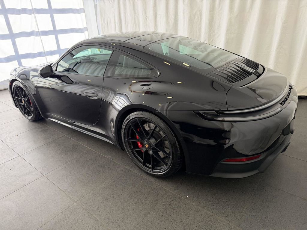Used 2026 Porsche 911 Carrera GTS RWD image 3