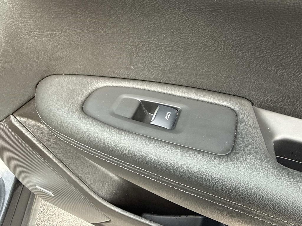 Used 2023 Cadillac XT6 Premium Luxury FWD image 33