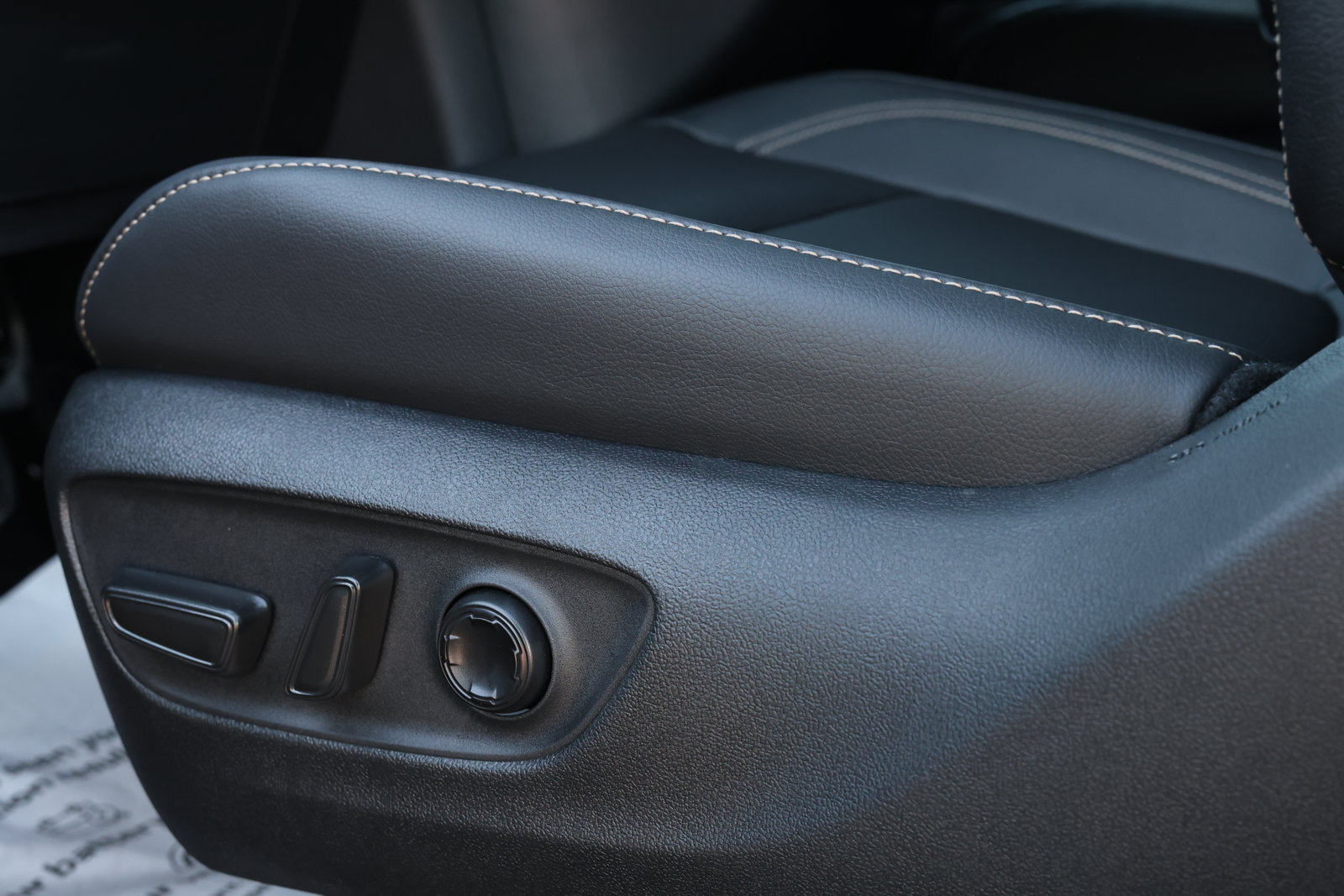 New 2026 Toyota Sienna Platinum AWD/4WD image 28