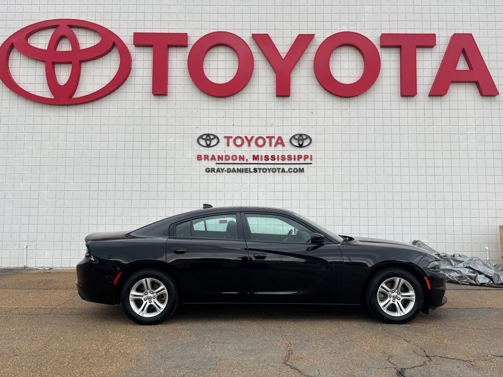 Used 2023 Dodge Charger SXT image 4