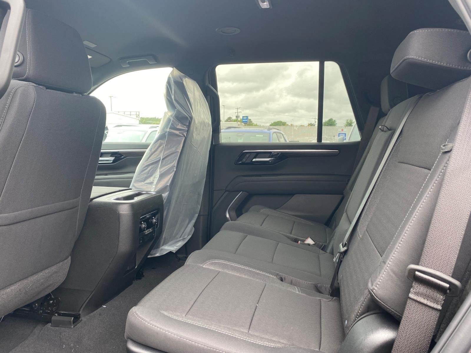 New 2026 Chevrolet Tahoe LS w/ LS Custom Edition AWD/4WD image 19