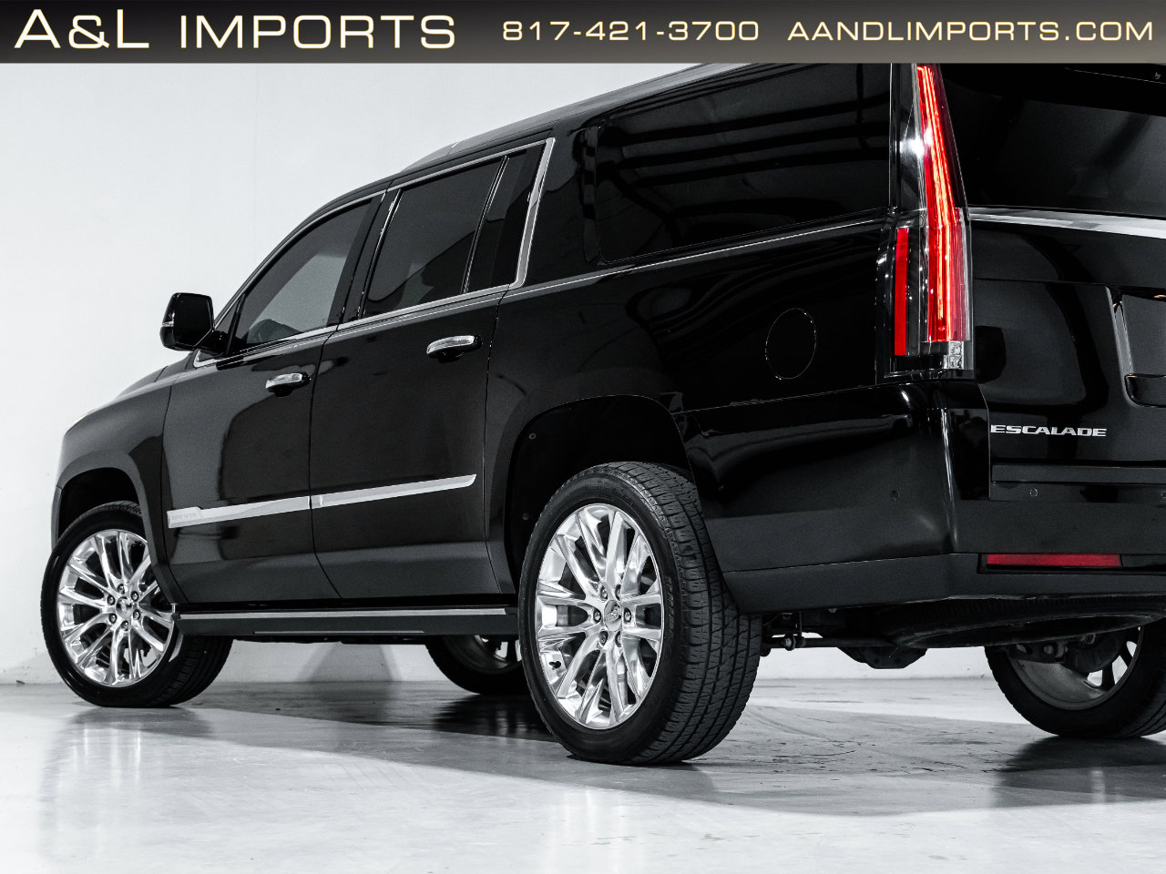 Used 2019 Cadillac Escalade ESV Premium Luxury image 21