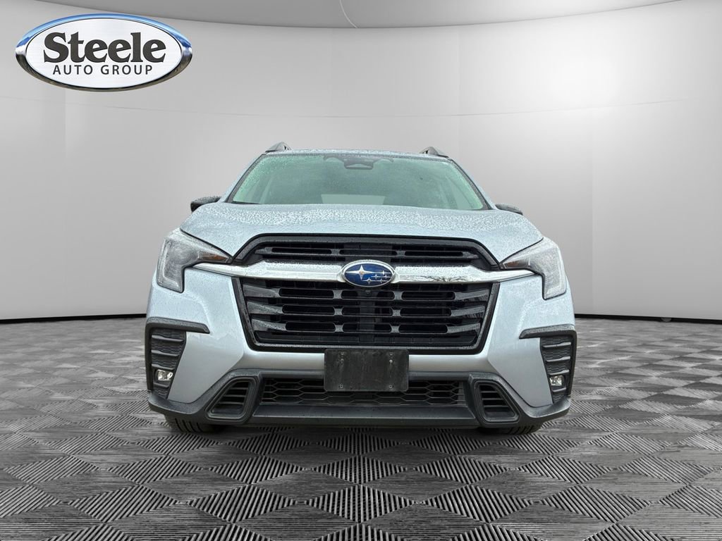 Used 2024 Subaru Ascent Limited w/ Technology Package image 8