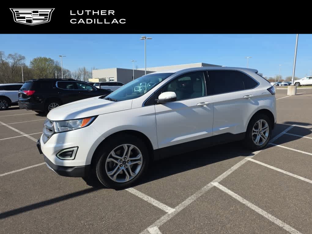 Used 2017 Ford Edge Titanium w/ Class II Trailer Tow Package AWD/4WD image 1