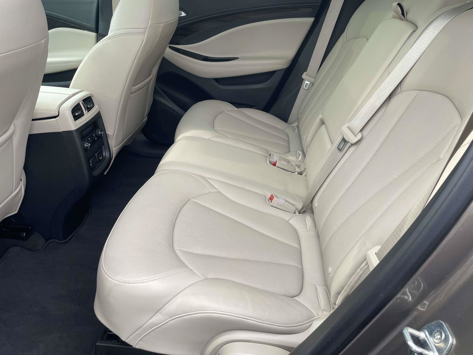 Used 2019 Buick Envision Essence FWD image 13