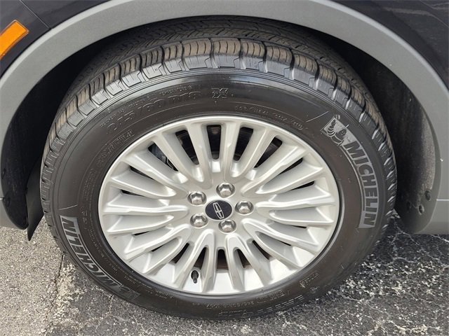 Used 2020 Lincoln Nautilus FWD image 19