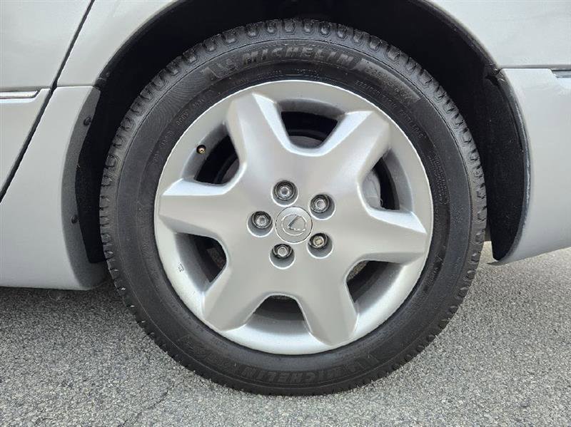 Used 2004 Lexus LS 430 image 18