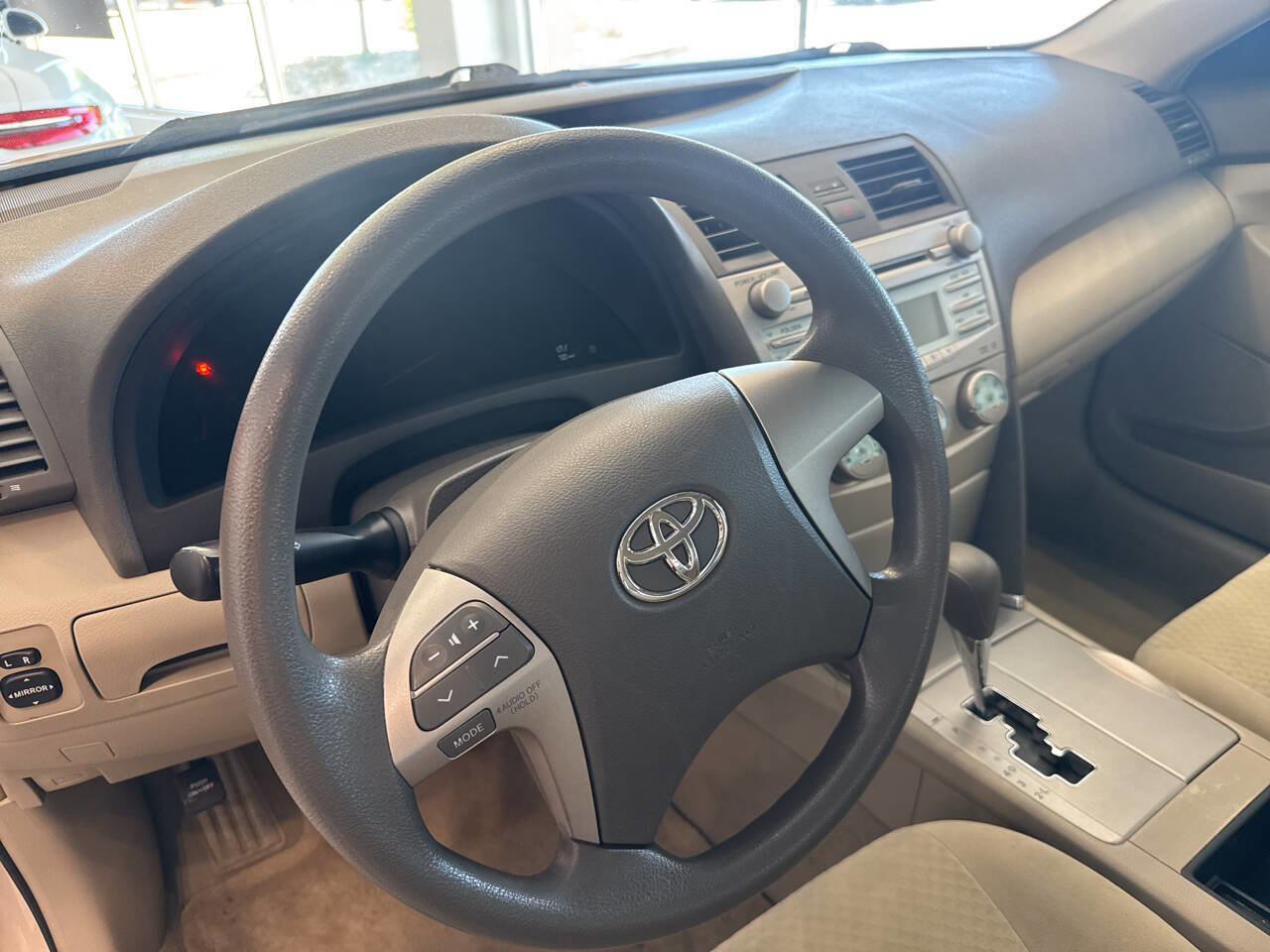 Used 2009 Toyota Camry XLE FWD image 21
