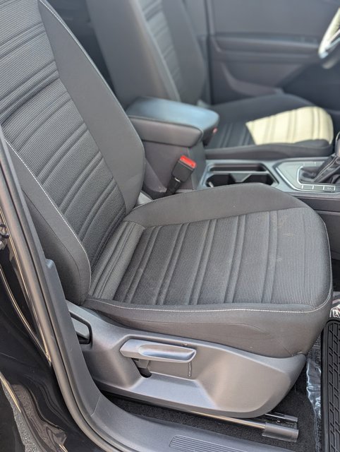 Used 2023 Volkswagen Tiguan S image 4