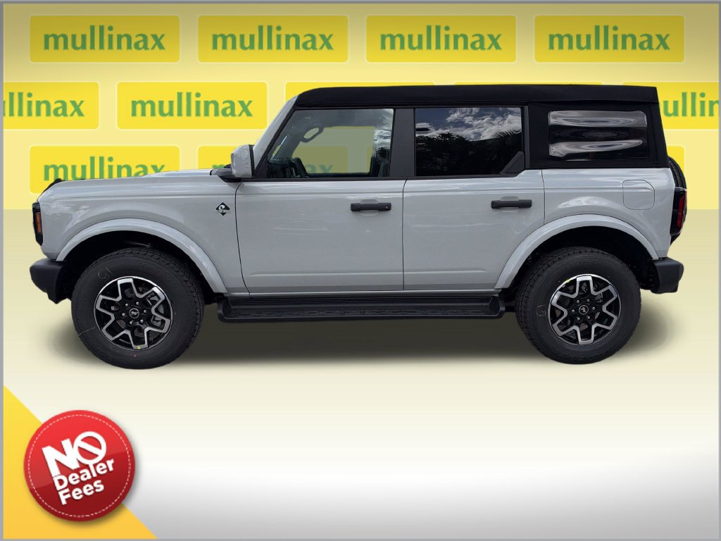 New 2026 Ford Bronco Outer Banks AWD/4WD image 2