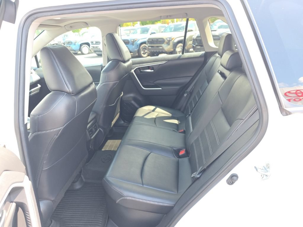 Certified 2021 Toyota RAV4 XLE Premium AWD/4WD image 13