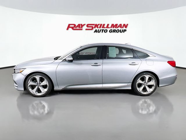 Used 2018 Honda Accord Touring image 4