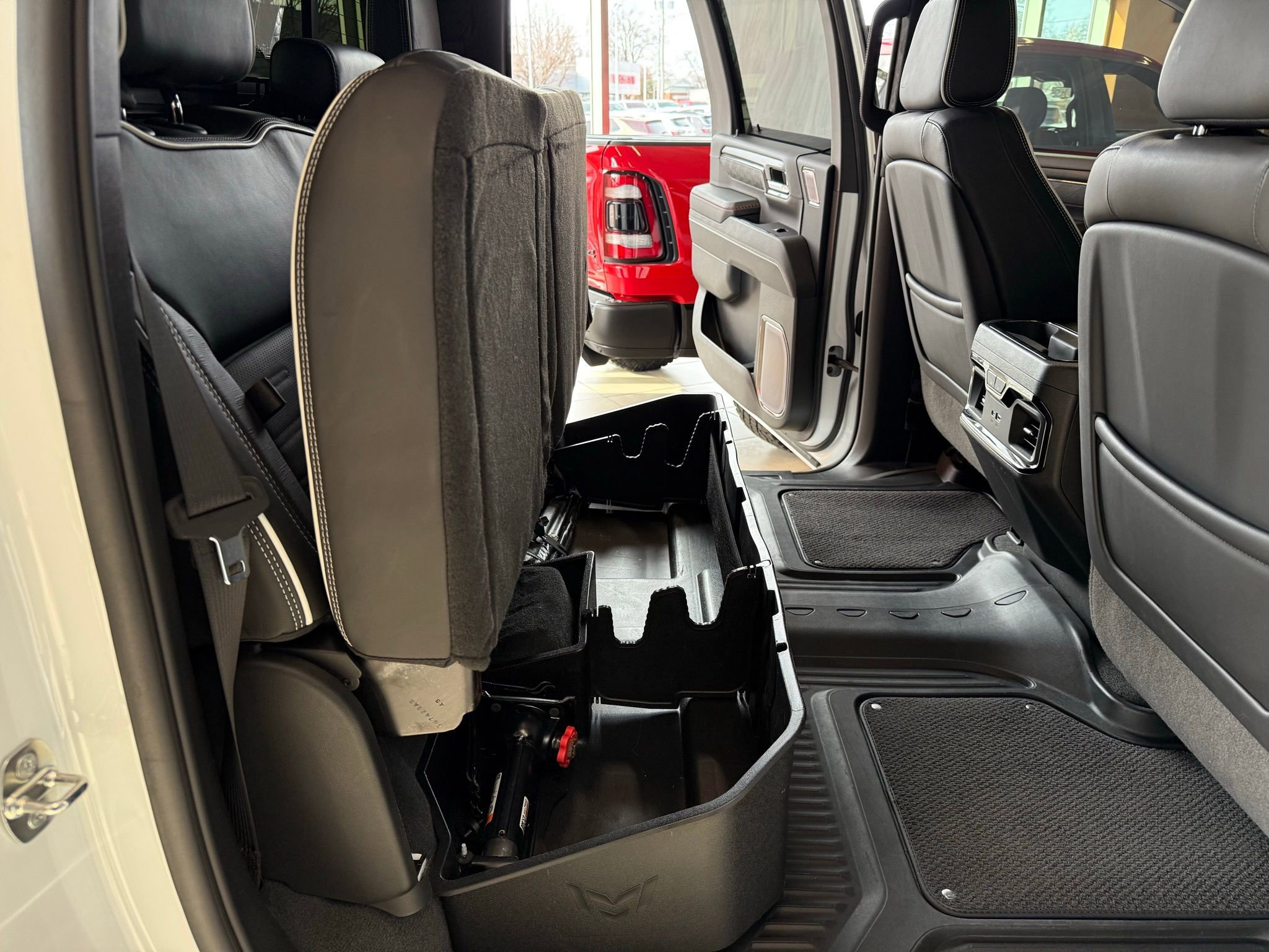 Used 2024 GMC Sierra 2500 AT4X image 37