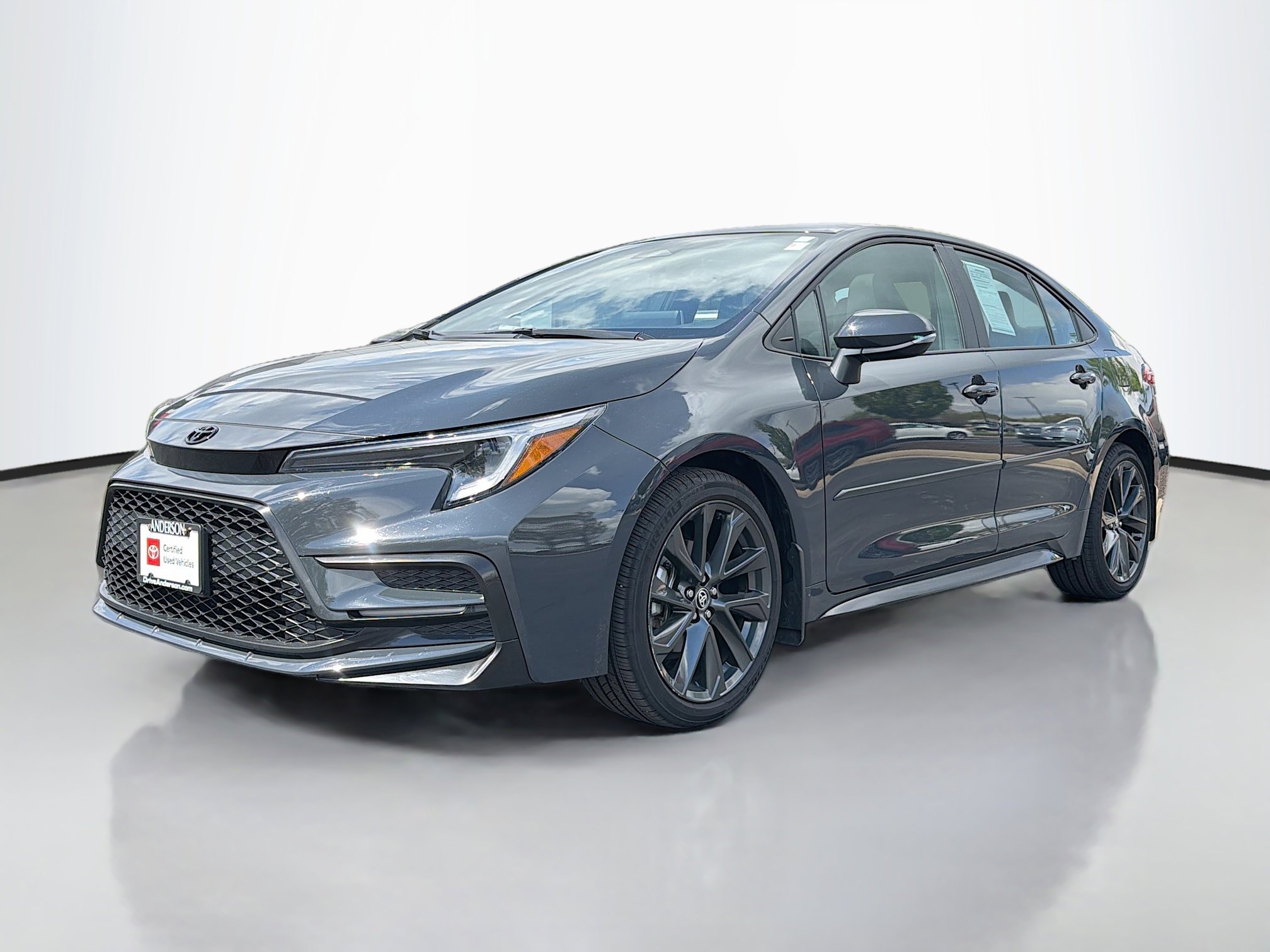 Certified 2025 Toyota Corolla SE w/ SE Premium Package FWD image 11