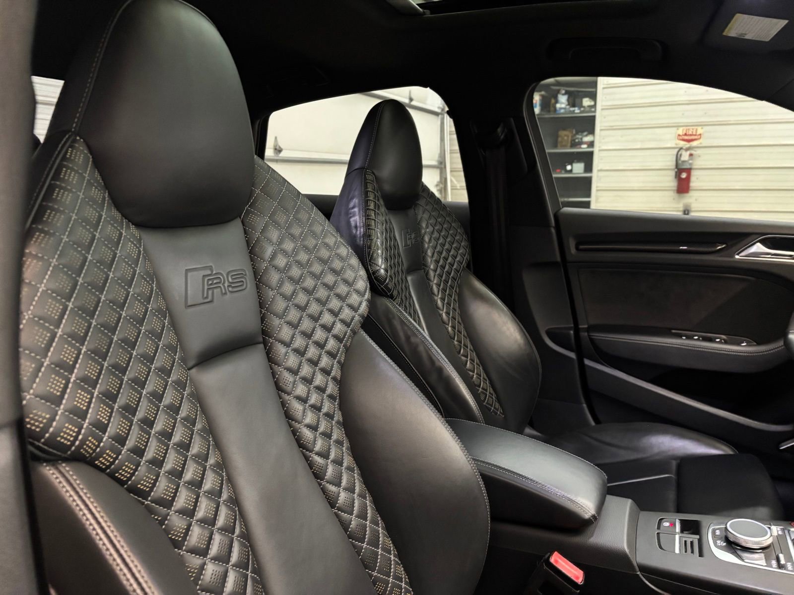 Used 2018 Audi RS 3 image 29