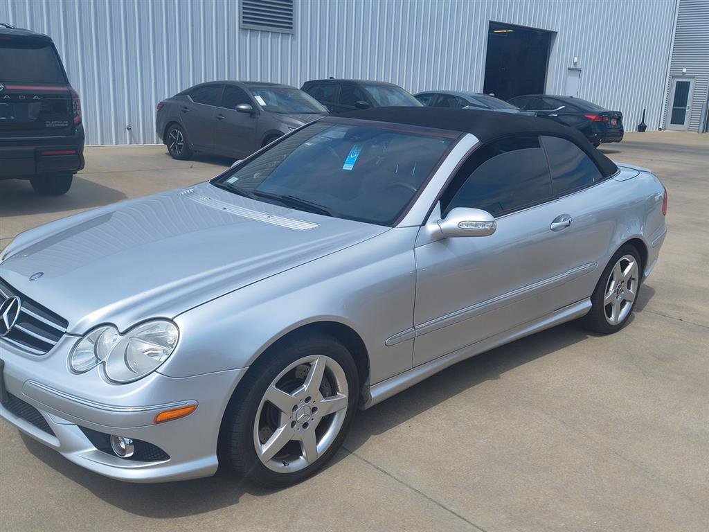 Used 2007 Mercedes-Benz CLK 550 Cabriolet image 1