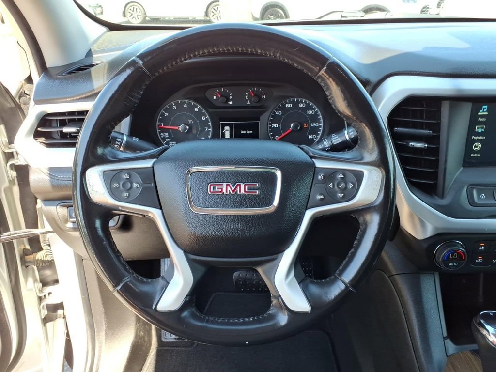 Used 2019 GMC Acadia SLE FWD image 21