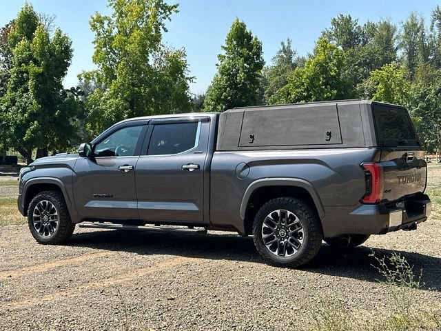Used 2022 Toyota Tundra Limited AWD/4WD image 7