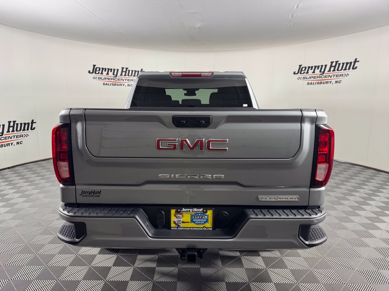 Used 2024 GMC Sierra 1500 Elevation AWD/4WD image 7