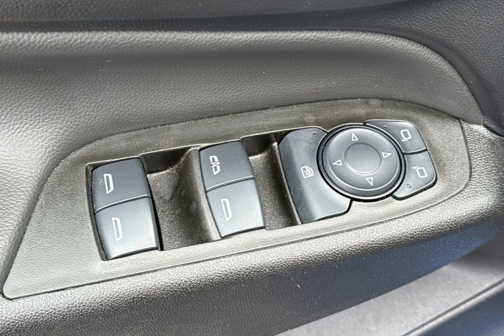 Used 2024 Chevrolet Equinox LT AWD/4WD image 18