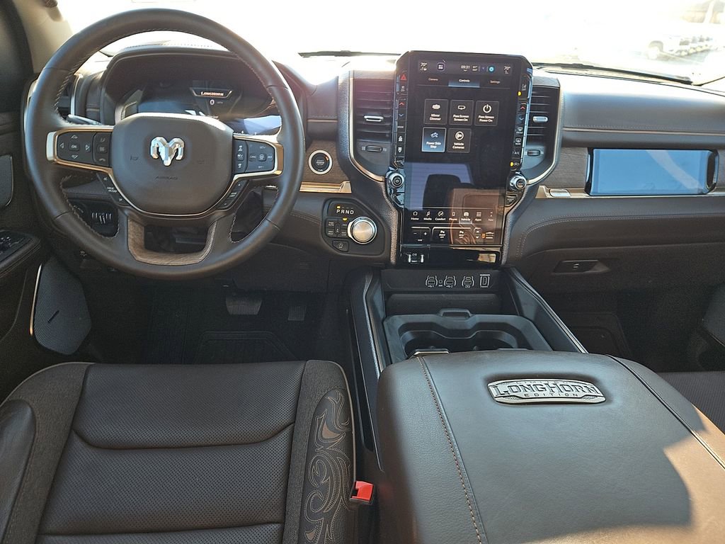 New 2025 RAM 1500 Limited image 12
