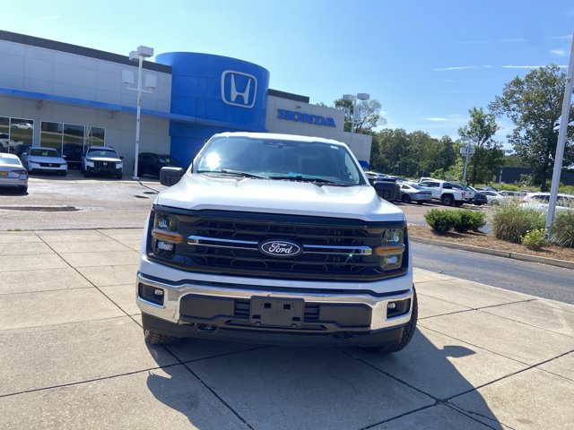 Used 2025 Ford F150 XLT w/ Equipment Group 301A Standard AWD/4WD image 3