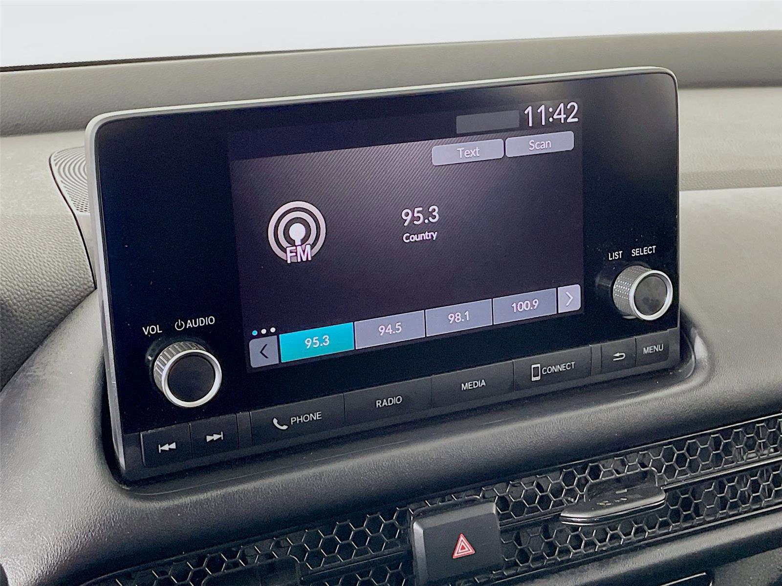 Used 2023 Honda HR-V LX image 19