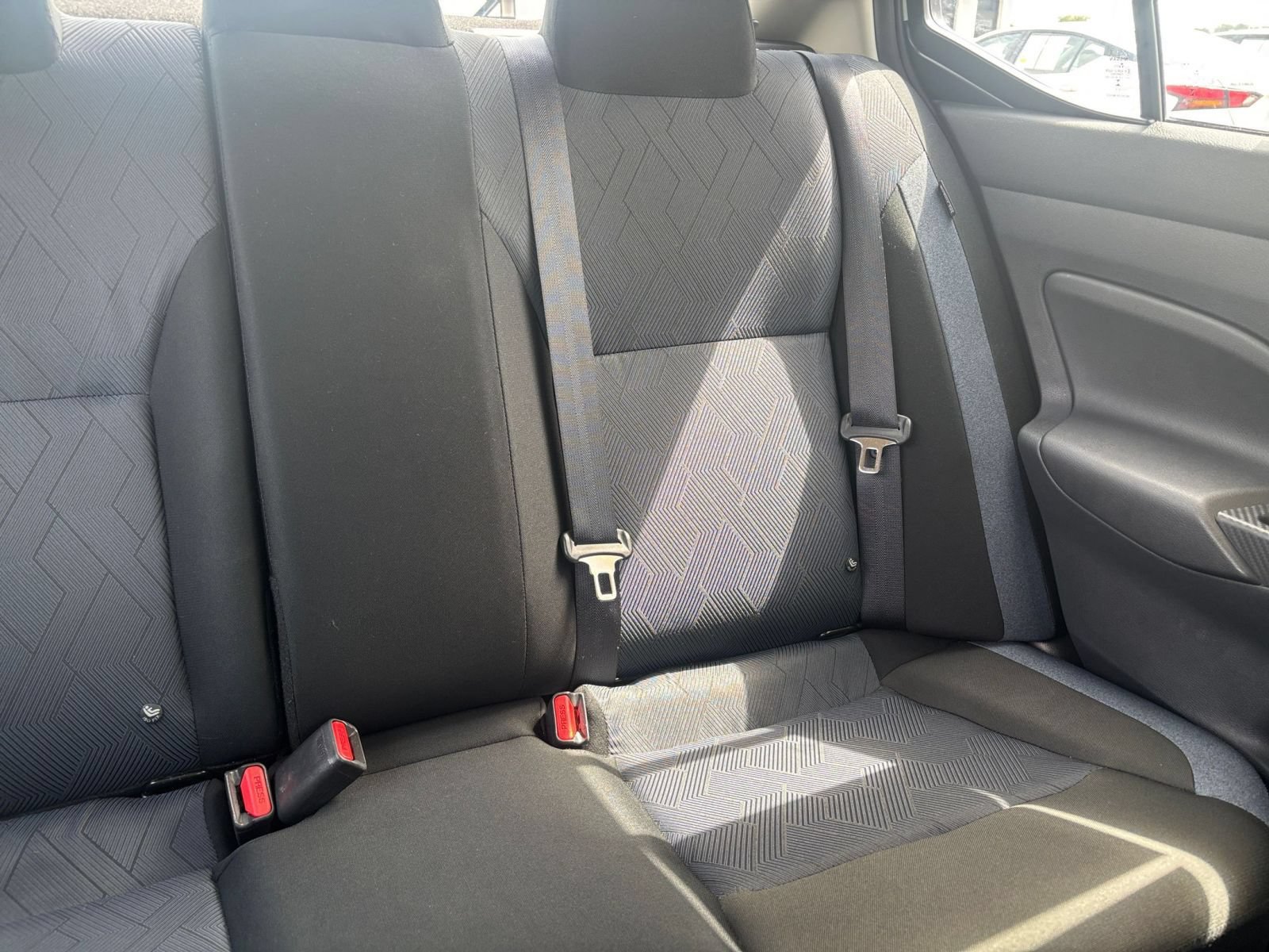 Used 2025 Nissan Versa SV FWD image 35
