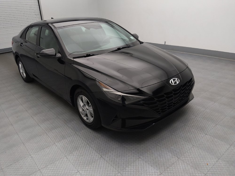 Used 2023 Hyundai Elantra SE FWD image 13