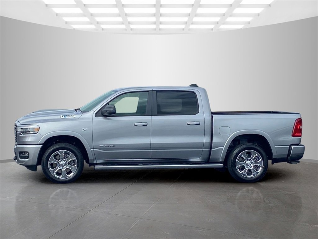 New 2026 RAM 1500 4x4 Crew Cab image 2