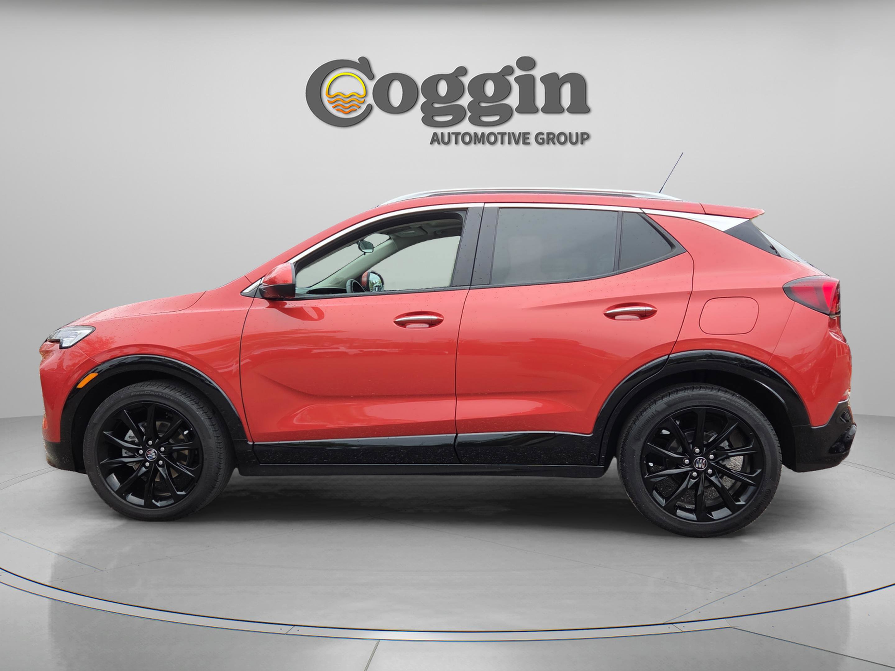 Used 2024 Buick Encore GX Sport Touring w/ Experience Buick Package image 2